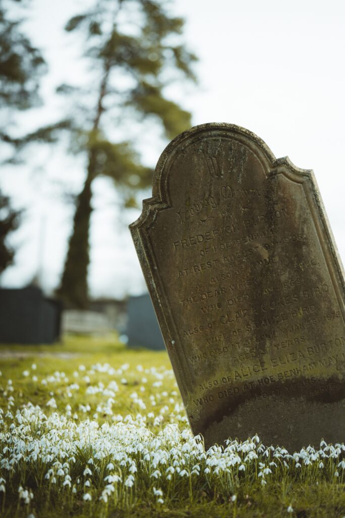 Graveyard marker